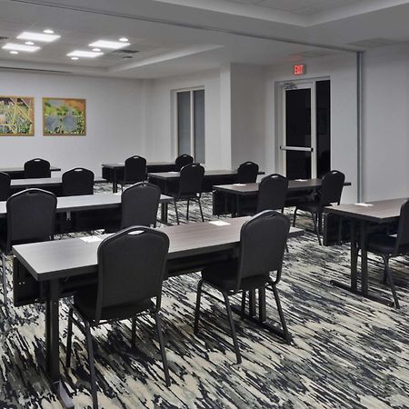 Hilton Garden Inn Birmingham/Lakeshore Drive Kültér fotó